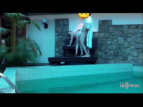 ❤️ Inaanyayahan ni Boss ang kasambahay sa pool, ngunit hindi napigilan ang init Fuck video sa tl.com-porn-zog.ru